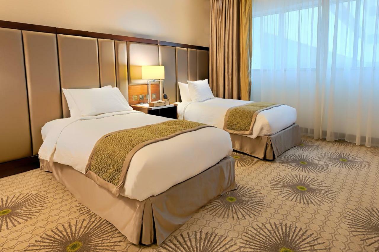 Holiday Suites Al Azizia Meca Exterior foto
